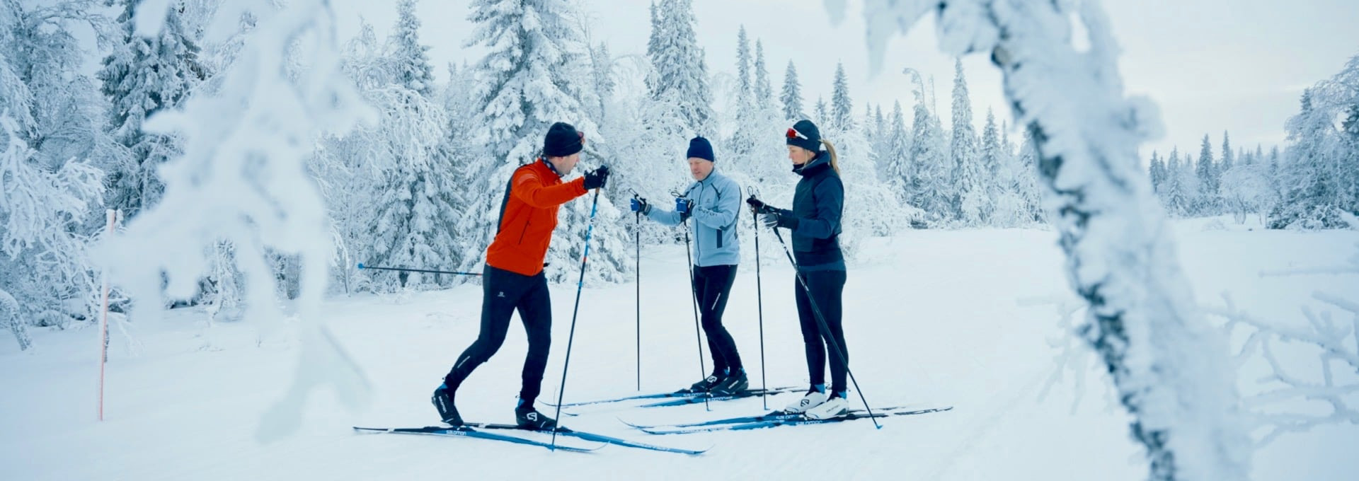 Hiihtää Kauppa 3 Hiihtää Kauppa -Hiihtää Kauppa 2